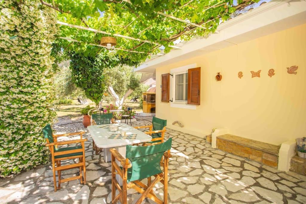 Anthia Private Studio A Breath Away From Beaches Áyios Nikítas Kültér fotó